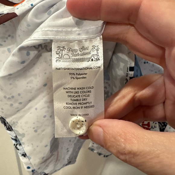 Men's Graphic Casual Button Down Shirt - Picture 13 of 15